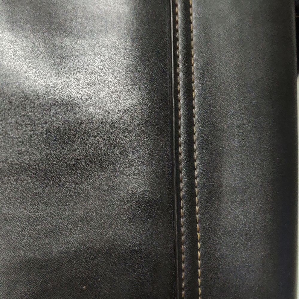 Black Baguette - Picture 4 of 12
